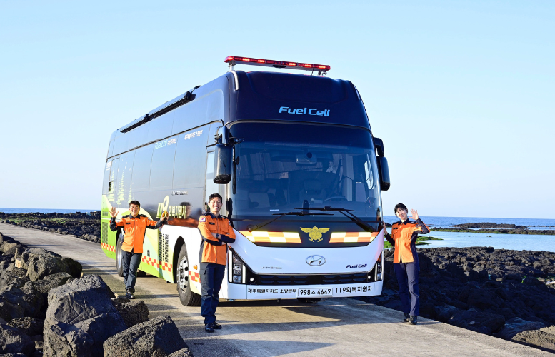 Hyundai Motor Group dona autobús eléctrico de pila de combustible a bomberos en Corea