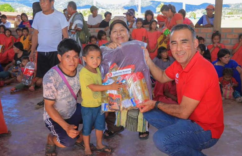 Fundación Romero entrega 2 mil packs de ayuda humanitaria a comunidades más afectadas en Puno